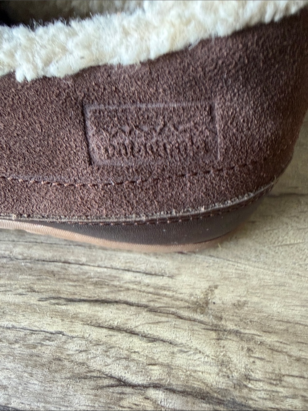 Patagonia Women’s Brown Suede Slip-On Shoes with Shearling Lining size 8.5 - Picture 5 of 9
